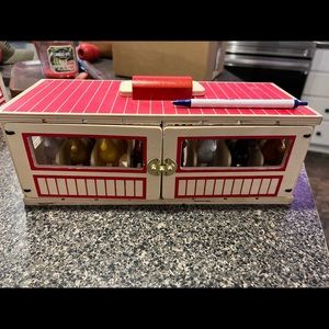 Melissa and Doug Horse Stable with 8 horses